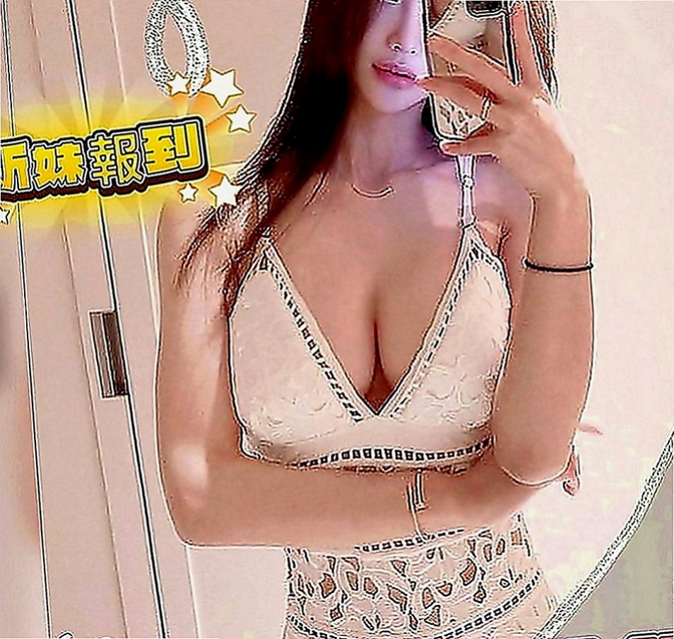 屏東按摩外送：泡泡 |學生妹兼職|167cm|54kg|E罩杯|19歲|兩個人經常一起跟粉色聊一些色色話題，會邪惡兩個人一起的話也是會探討，有跟男生最過愛，